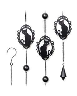 Katzen Silhouette Metall Windspiel Hängedeko -Halloween Dekorations Geschäft katzen silhouette windspiel und haengedeko gothic und halloween wohnungsdeko alchemy england feline wind chime 52747